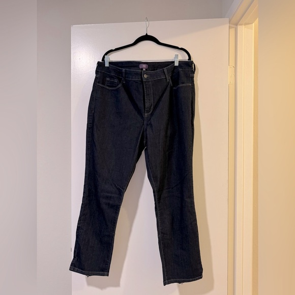 NYDJ Classic dark blue Women's ankle Jeans with ankle zipper 18w - Picture 1 of 7